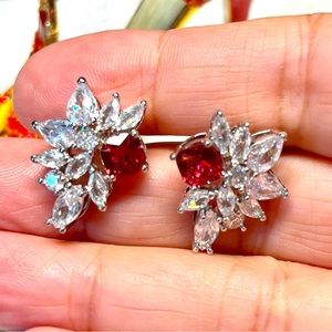 Beautiful red ruby cluster style earring -Nwot